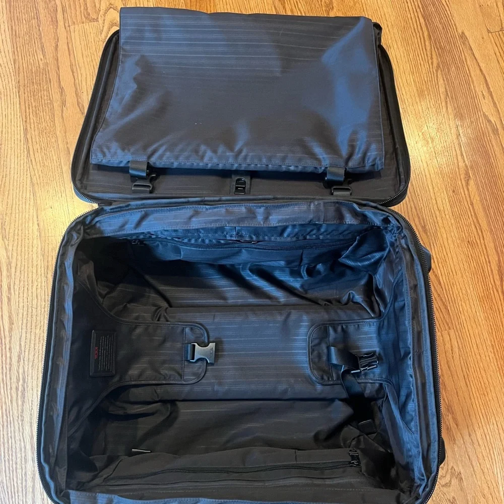 Tumi lightweight nylon